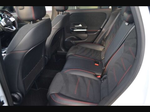 Mercedes-Benz GLA 1.3 GLA 200 AMG Line Premium+ Night Edition A 5dr 28