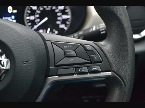 Nissan MICRA 1.0 Micra Acenta Limited Edition 5dr 32