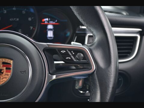 Porsche Macan 3.0 Macan GTS Semi-Auto 4WD 5dr 52