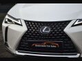Lexus Ux 2.0 UX 250h 4x2 CVT 5dr 8