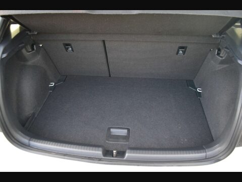 Volkswagen Polo 1.0 Polo R-Line TSi 5dr 20