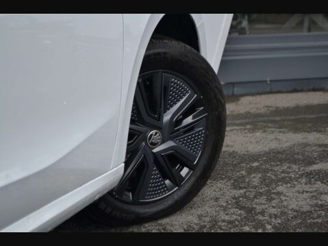 Skoda Fabia 1.0 Fabia Colour Edition TSI 5dr 17