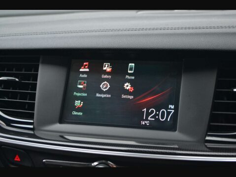 Vauxhall Insignia 1.6 Turbo D ecoTEC BlueInjection SRi Nav 43