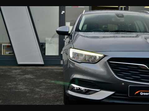 Vauxhall Insignia 1.6 Turbo D ecoTEC BlueInjection SRi Nav 10