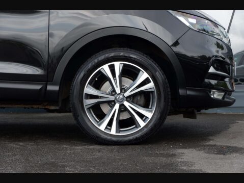 Nissan Qashqai 1.5 Qashqai N-Connecta dCi 5dr 8