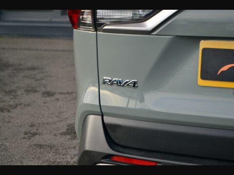 Toyota Rav4 2.5 RAV4 Design HEV CVT 4WD 5dr 19