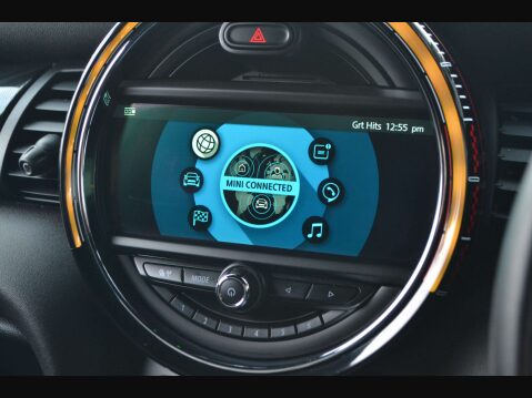 Mini Hatch 2.0 John Cooper Works Auto 3dr 42