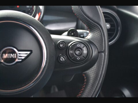 Mini Hatch 2.0 John Cooper Works Auto 3dr 36