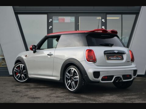 Mini Hatch 2.0 John Cooper Works Auto 3dr 19