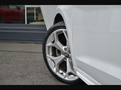 Audi A1 1.0 A1 Sportback 30 TFSI S Line Semi-Auto 5dr 23