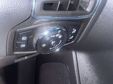 Ford Focus 1.0 Focus Titanium Navigator T 5dr 32