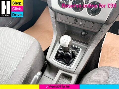 Ford Focus 1.6 LX 5dr 43