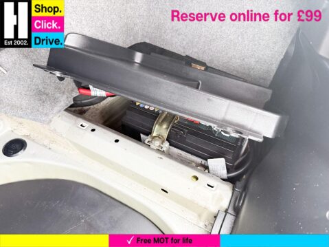 BMW 3 Series 2.5 325i Sport Saloon 4dr Petrol Automatic (229 g/km, 192 bhp) 28