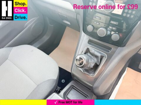 Vauxhall Zafira 1.6 16V Exclusiv MPV 5dr Petrol Manual Euro 5 (115 ps) 57