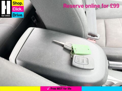 Ford Focus 1.6 Titanium Hatchback 5dr Petrol Manual (159 g/km, 99 bhp) 65