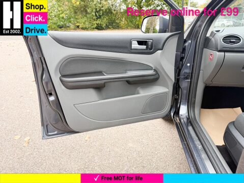 Ford Focus 1.6 Titanium Hatchback 5dr Petrol Manual (159 g/km, 99 bhp) 48