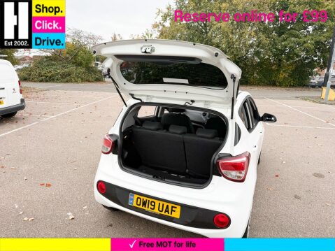 Hyundai i10 1.0 Play Hatchback 5dr Petrol Manual Euro 6 (67 ps) 29