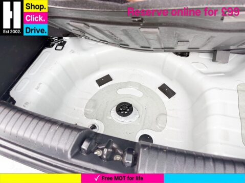 Hyundai i10 1.0 Play Hatchback 5dr Petrol Manual Euro 6 (67 ps) 31