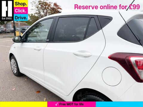 Hyundai i10 1.0 Play Hatchback 5dr Petrol Manual Euro 6 (67 ps) 23