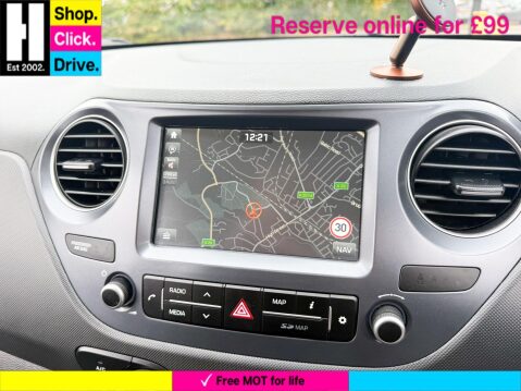 Hyundai i10 1.0 Play Hatchback 5dr Petrol Manual Euro 6 (67 ps) 53