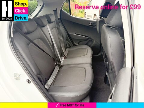 Hyundai i10 1.0 Play Hatchback 5dr Petrol Manual Euro 6 (67 ps) 3