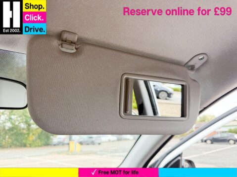 Hyundai i10 1.0 Play Hatchback 5dr Petrol Manual Euro 6 (67 ps) 62