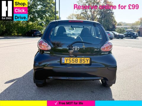 Toyota Aygo 1.0 VVT-i Black Hatchback 5dr Petrol Manual Euro 4 (AC) (67 bhp) 7