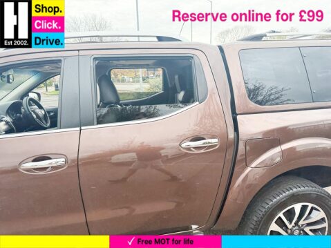 Nissan Navara 2.3 dCi Tekna Pickup Double Cab 4dr Diesel Auto 4WD Euro 6 (190 ps) 31