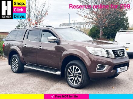 Nissan Navara 2.3 dCi Tekna Pickup Double Cab 4dr Diesel Auto 4WD Euro 6 (190 ps)
