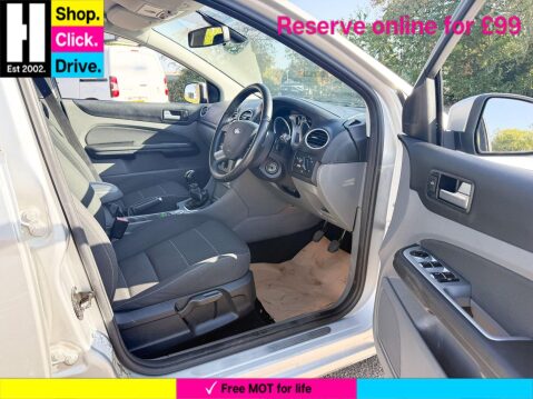 Ford Focus 1.6 Titanium Hatchback 5dr Petrol Manual (159 g/km, 99 bhp) 27