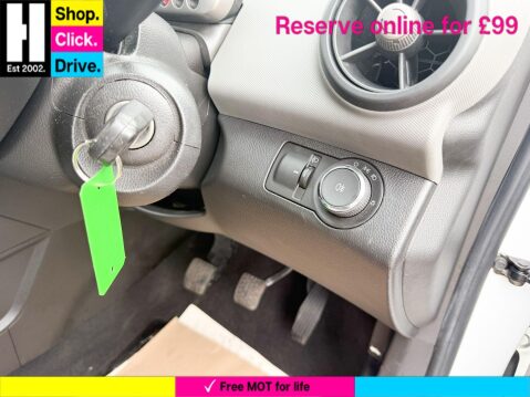 Chevrolet Aveo 1.2 LS Hatchback 5dr Petrol Manual Euro 5 (s/s) (86 ps) 44