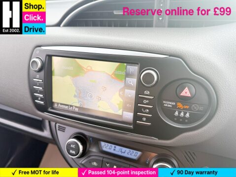 Toyota Yaris 1.5 VVT-h Icon Tech Hatchback 5dr Petrol Hybrid E-CVT Euro 6 (s/s) (100 ps) 52