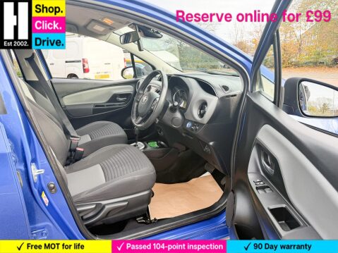 Toyota Yaris 1.5 VVT-h Icon Tech Hatchback 5dr Petrol Hybrid E-CVT Euro 6 (s/s) (100 ps) 37