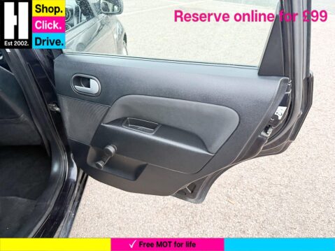 Ford Fiesta 1.6 Ghia Hatchback 5dr Petrol Manual (153 g/km, 99 bhp) 22