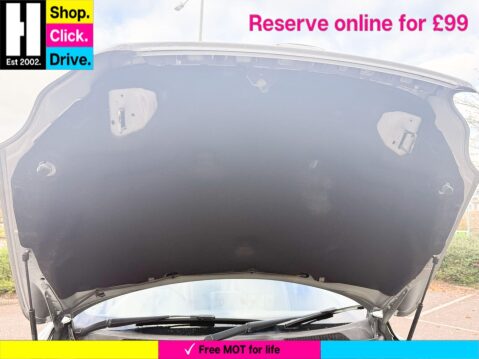 Volvo XC90 2.4 D5 SE Lux SUV 5dr Diesel Geartronic 4WD Euro 5 (200 ps) 28