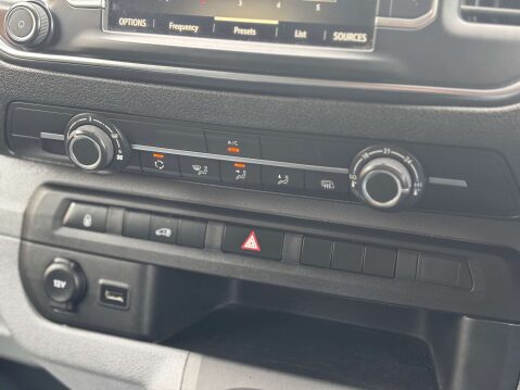 Vauxhall Vivaro 1.5 Turbo D 2900 Sportive Panel Van 5dr Diesel Manual L2 H1 Euro 6 (s/s) (1 31