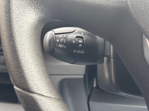 Vauxhall Vivaro 1.5 Turbo D 2900 Sportive Panel Van 5dr Diesel Manual L2 H1 Euro 6 (s/s) (1 36