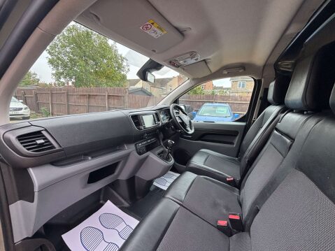 Vauxhall Vivaro 1.5 Turbo D 2900 Sportive Panel Van 5dr Diesel Manual L2 H1 Euro 6 (s/s) (1 17