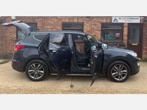 Hyundai SANTA FE 2.2 CRDi Premium SE SUV 5dr Diesel Manual 4WD Euro 5 (7 seat) (194 bhp) 13
