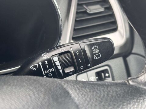 Hyundai SANTA FE 2.2 CRDi Premium SE SUV 5dr Diesel Manual 4WD Euro 5 (7 seat) (194 bhp) 61