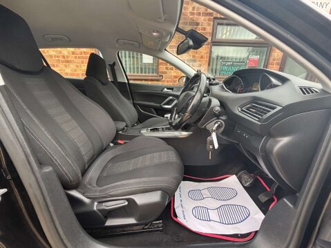 Peugeot 308 2.0 308 Allure HDi Blue S/S Auto 5dr 39