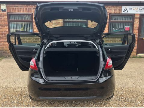 Peugeot 308 2.0 308 Allure HDi Blue S/S Auto 5dr 13