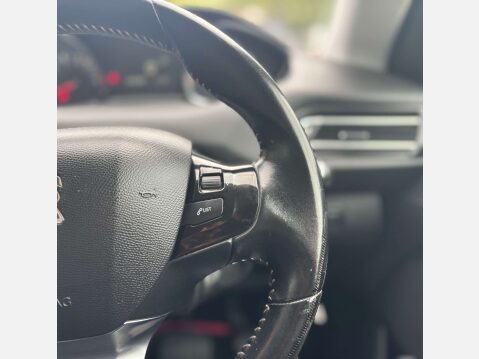 Peugeot 308 2.0 308 Allure HDi Blue S/S Auto 5dr 56