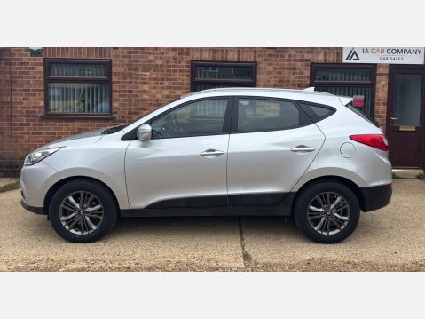 Hyundai ix35 2.0 ix35 SE Nav 4WD CRDi Auto 4WD 5dr 6