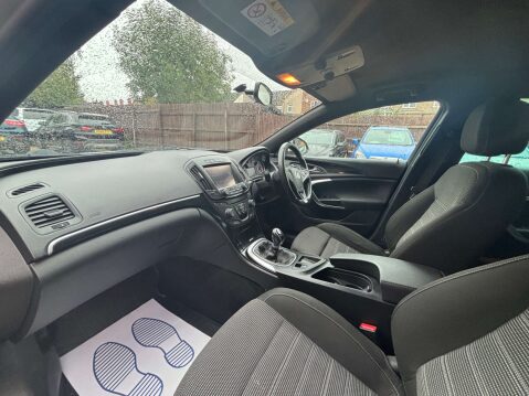 Vauxhall Insignia 1.6 Insignia SRi Nav VX-Line CDTi S/S 5dr 30