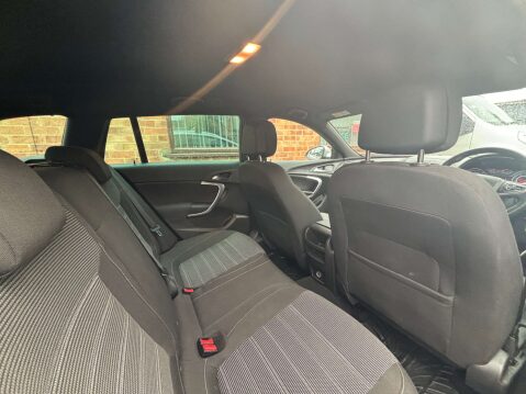 Vauxhall Insignia 1.6 Insignia SRi Nav VX-Line CDTi S/S 5dr 21