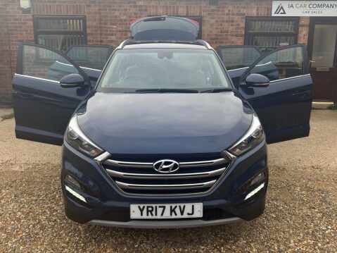Hyundai TUCSON 2.0 Tucson Premium CRDi Auto 4WD 5dr 11