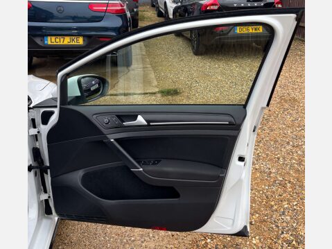 Volkswagen Golf 2.0 Golf GTD 5dr 42