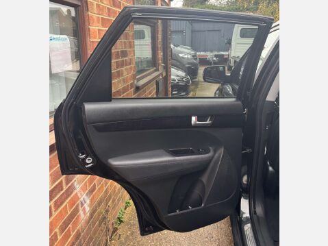 Kia Sorento 2.2 Sorento KX-2 Sat Nav CRDi 4x4 Auto 4WD 5dr 28