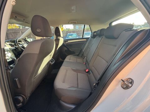 Volkswagen Golf 1.6 Golf Match Edition BlueMotion Technology Semi-Auto 5dr 30